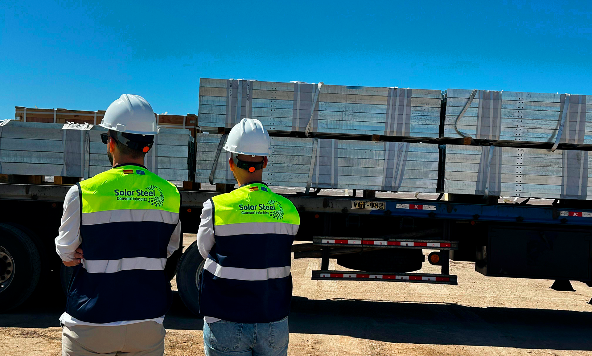 Primeros seguidores solares fotovoltaicos de Solar Steel para la planta fotovoltaica más grande de P4ru